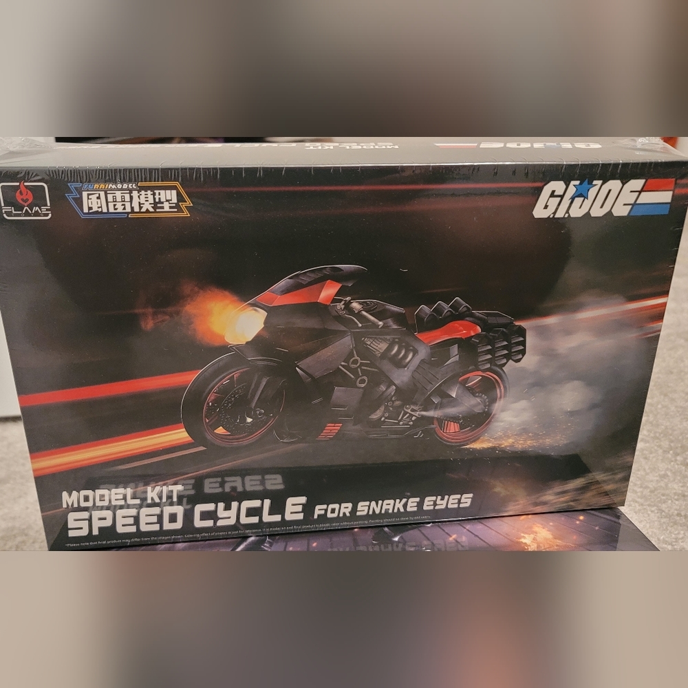 Snake Eyes and Speed Cycle Model Kit - Picture 3 of 4